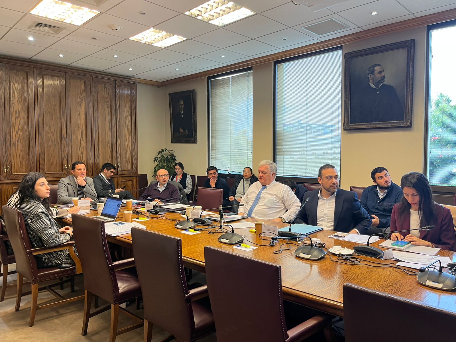 Comisión de Transportes y Telecomunicaciones del Senado inicio discusión del proyecto que mejora las condiciones para la instalación de antenas y torres de soporte en zonas rurales