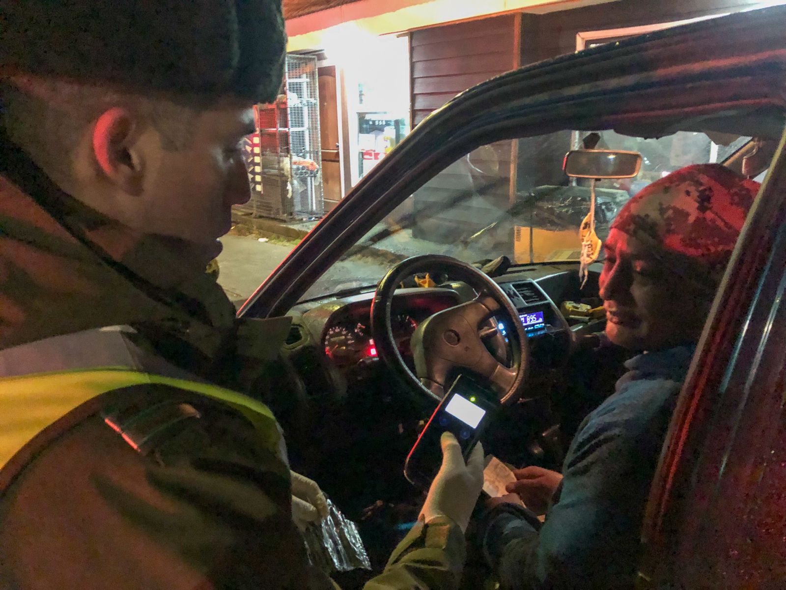 Realizan acciones de fiscalización y prevención durante Fiestas Patrias en Puerto Williams