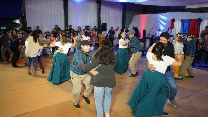 Parejas cuequeras de Río Verde participaron en Campeonato Regional, muestra de campeones y del folclor