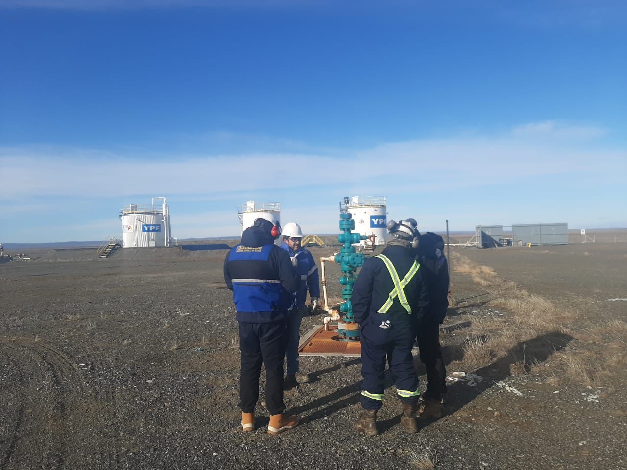Superintendencia de Medio Ambiente y Dirección General de Aguas del MOP en fiscalizaciones en pozos de hidrocarburos en Tierra del Fuego