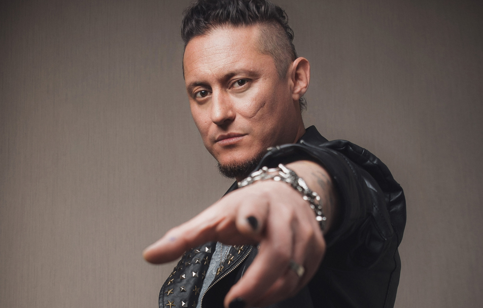 Músico radicado en Magallanes, Ives Gullé, prepara Ópera Rock inspirada en la vida de Salvador Allende