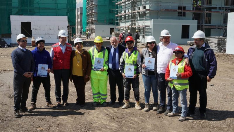 Ministerio de Vivienda y Urbanismo anuncia recursos para incentivar contratación en proyectos habitacionales sociales de maestras y maestros con capacitación