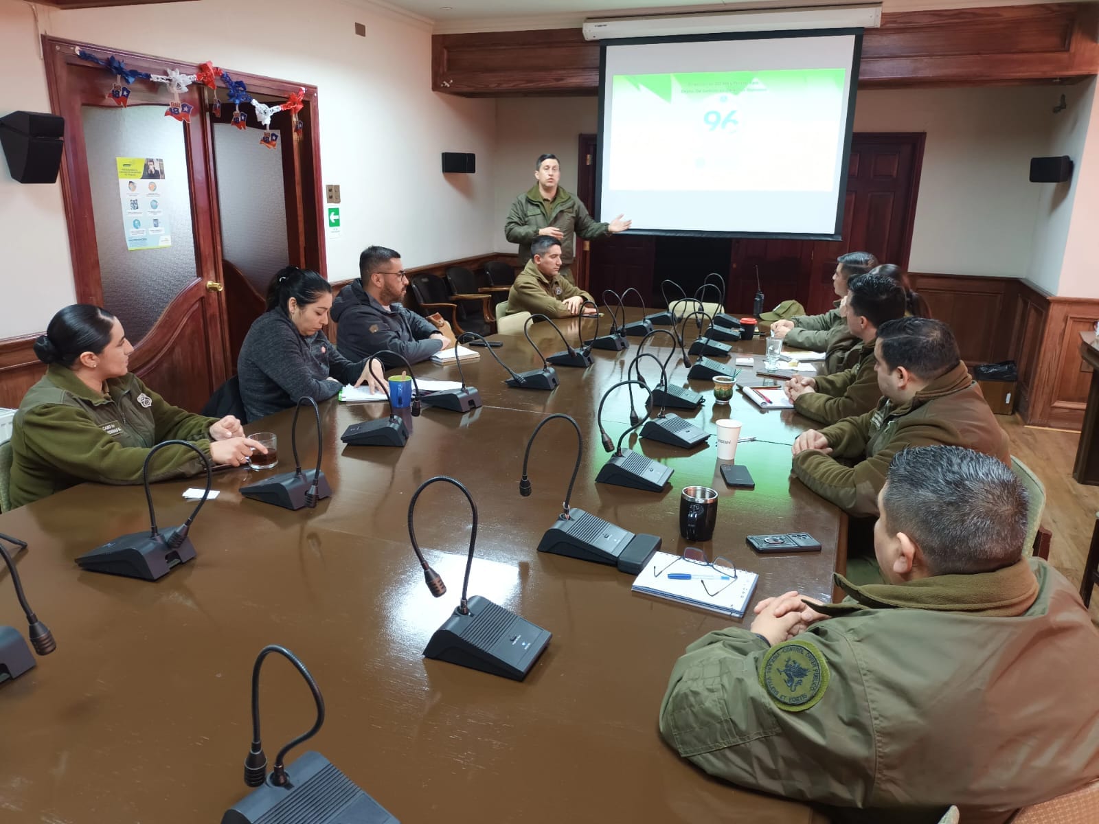 Personal de distintas unidades de Carabineros de Punta Arenas realizaron capacitación en Derechos Humanos