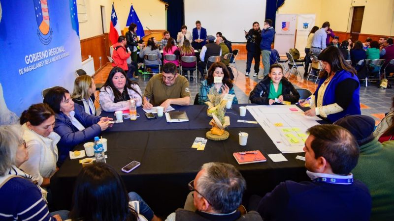 Gran convocatoria marcó encuentro participativo en Torres del Paine
