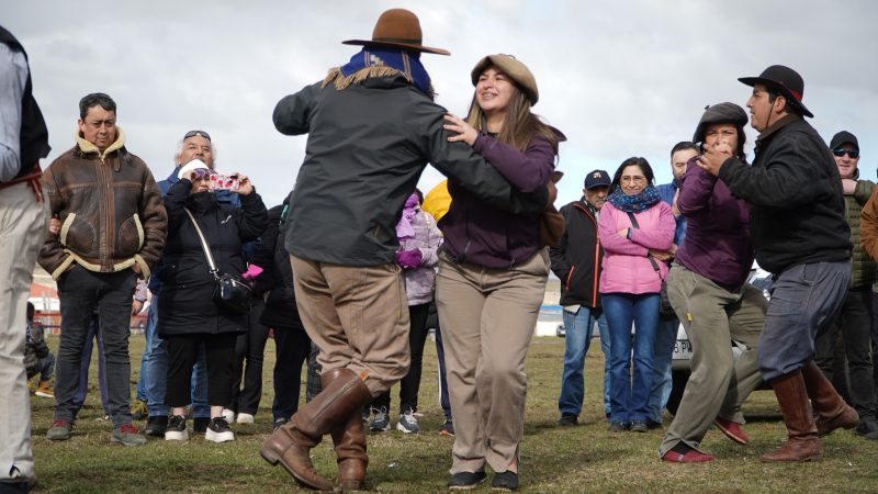 Jornada de juegos tradicionales de la Patagonia se realizó en Laguna Blanca