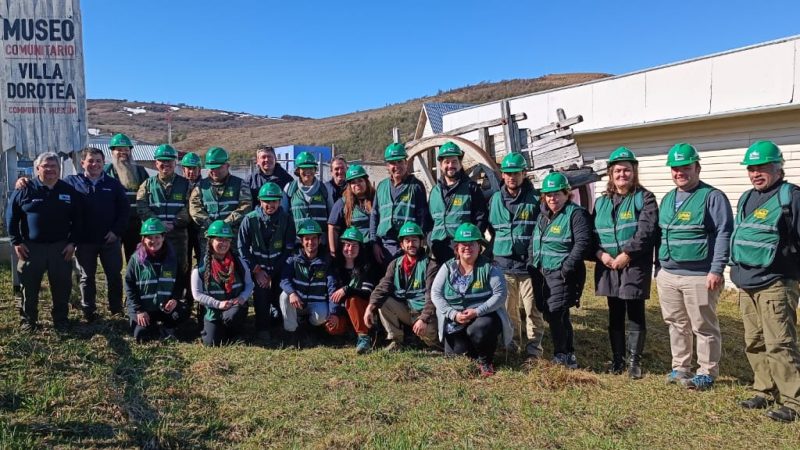«Programa Pequeñas Localidades» impartió capacitación en Villa Cerro Dorotea de Ultima Esperanza