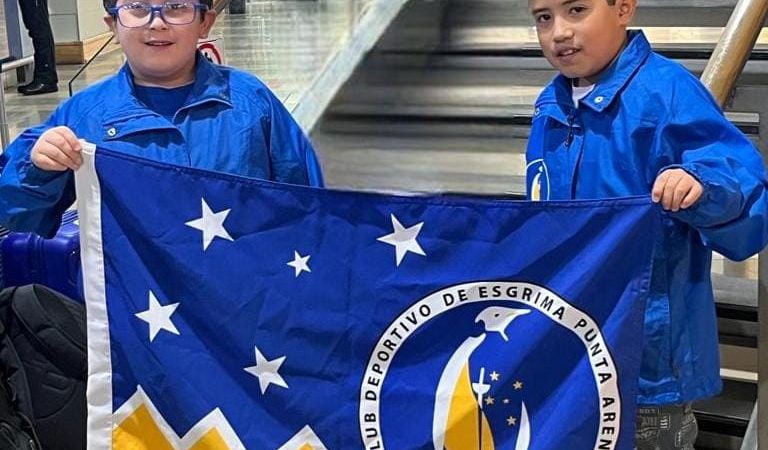 Oscar Muñoz y Agustín Vidal de 8 años | Pequeños magallánicos representarán a Chile en Sudamericano de Esgrima en Perú