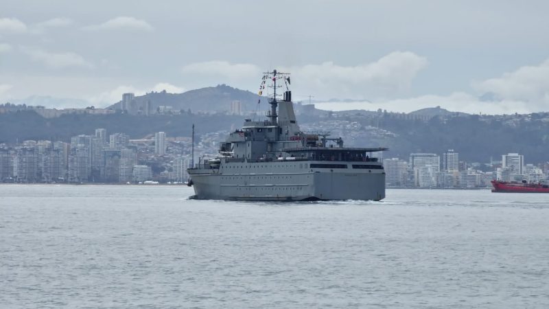 Transporte Aquiles de la Armada viaja a Punta Arenas para Comisión Antártica 2023-2024