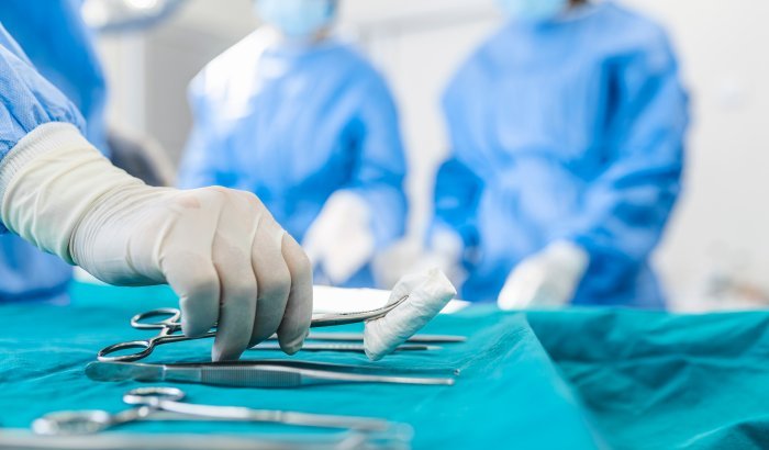 Negligencias médicas: norma que se discute en el Senado establece penas de cárcel, pérdida del título y dejar el peso de la prueba en el prestador