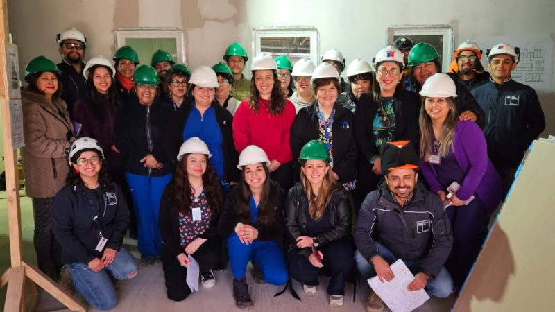 Funcionarios CESFAM 18 de Septiembre de Punta Arenas conocieron avances de su nueva casa provisoria