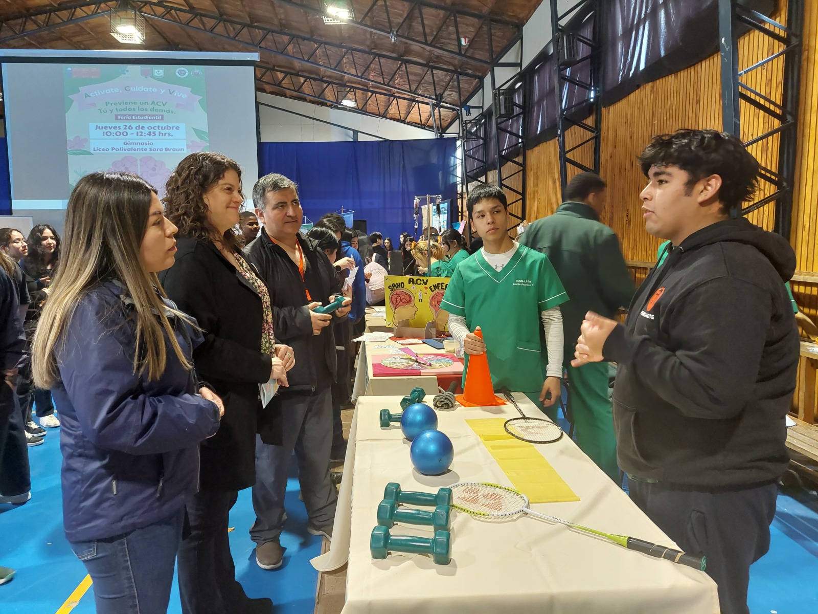 2a Feria Estudiantil ACV se realizó en el Liceo Polivalente Sara Braun de Punta Arenas