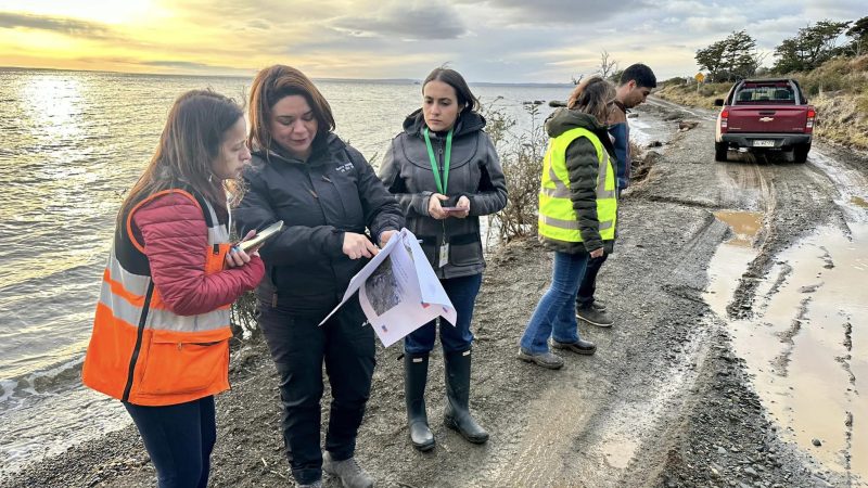 Municipalidad de Río Verde trabaja en el mejoramiento de las rutas de la comuna junto a la Dirección de Vialidad del MOP