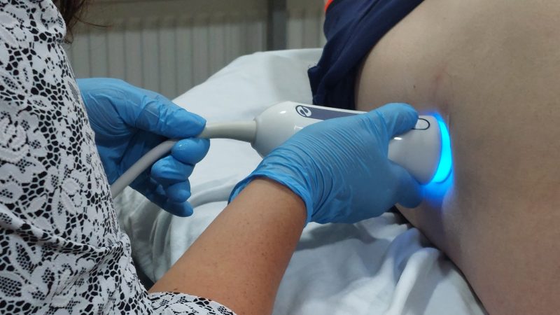 Hospital Clínico recibió el primer operativo en Magallanes de tecnología para la evaluación de daños hepáticos