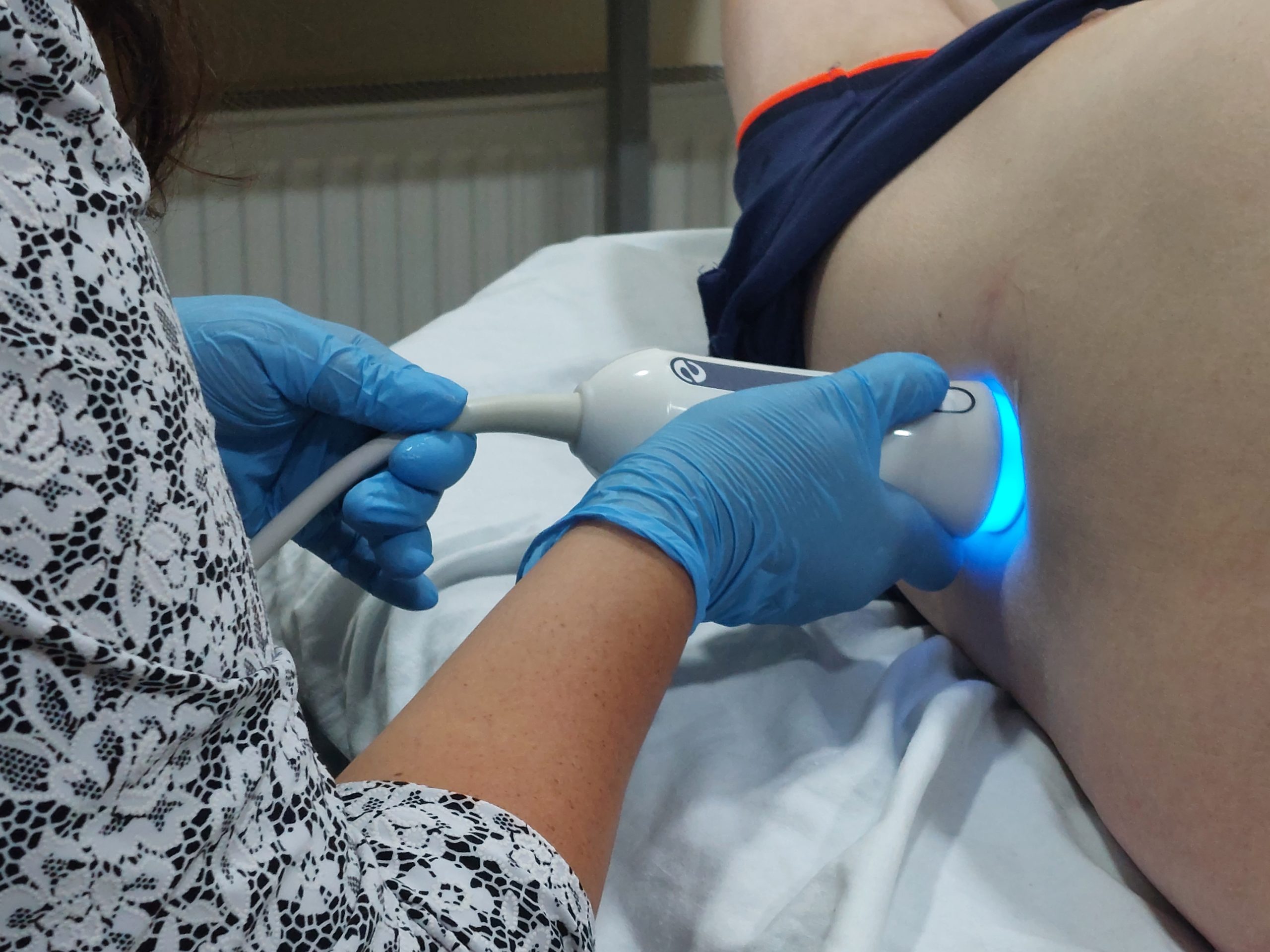 Hospital Clínico recibió el primer operativo en Magallanes de tecnología para la evaluación de daños hepáticos