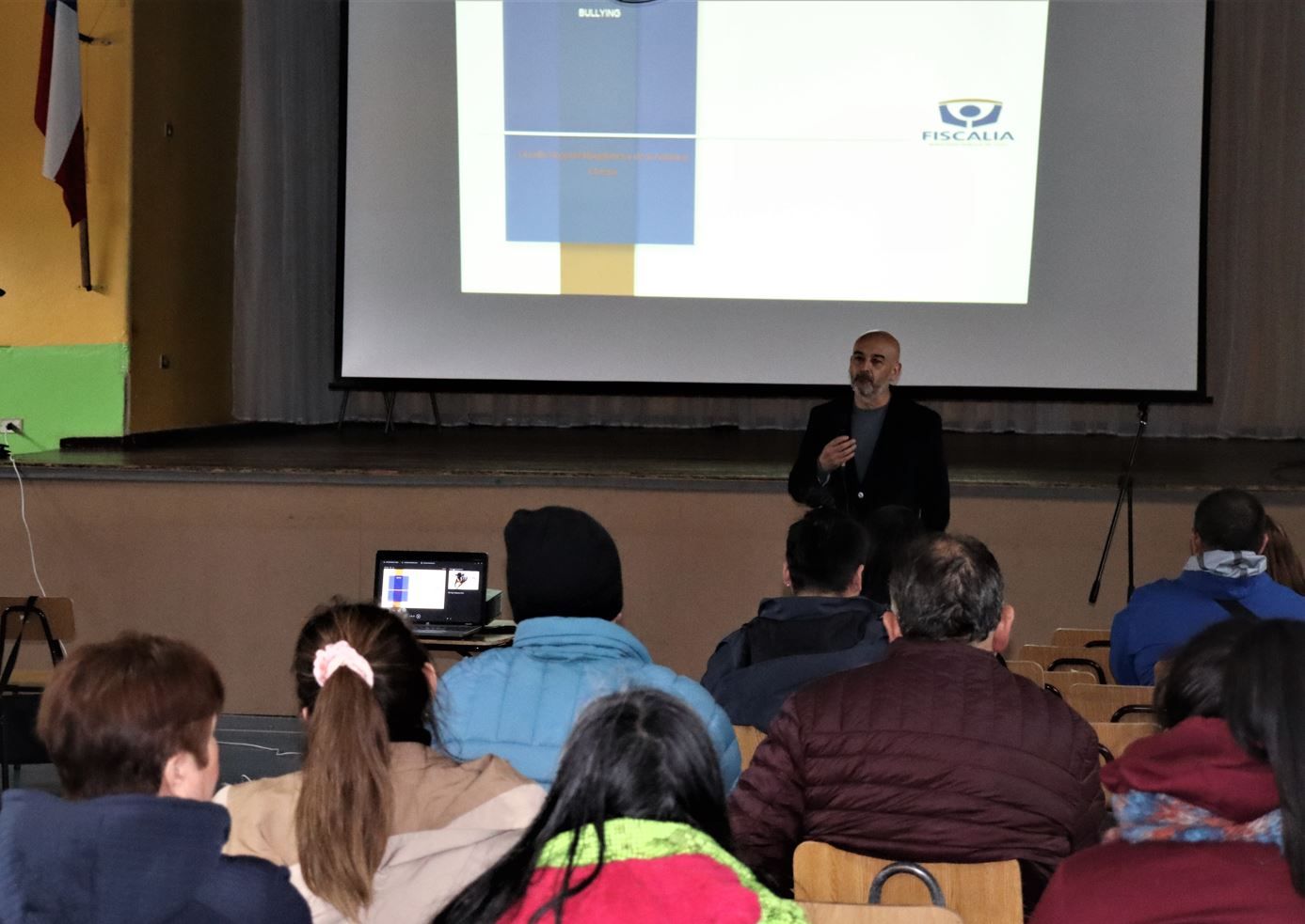 Fiscalía regional de Magallanes se reúne con comunidad escolar en Punta Arenas para hablar sobre Responsabilidad Penal Adolescente y Ciberbullying