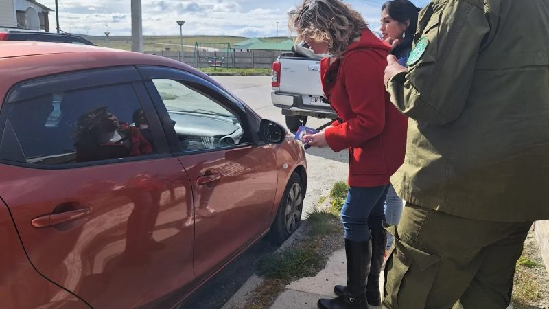 Campaña «Denuncia Seguro» promueven Delegación de Tierra del Fuego y Carabineros