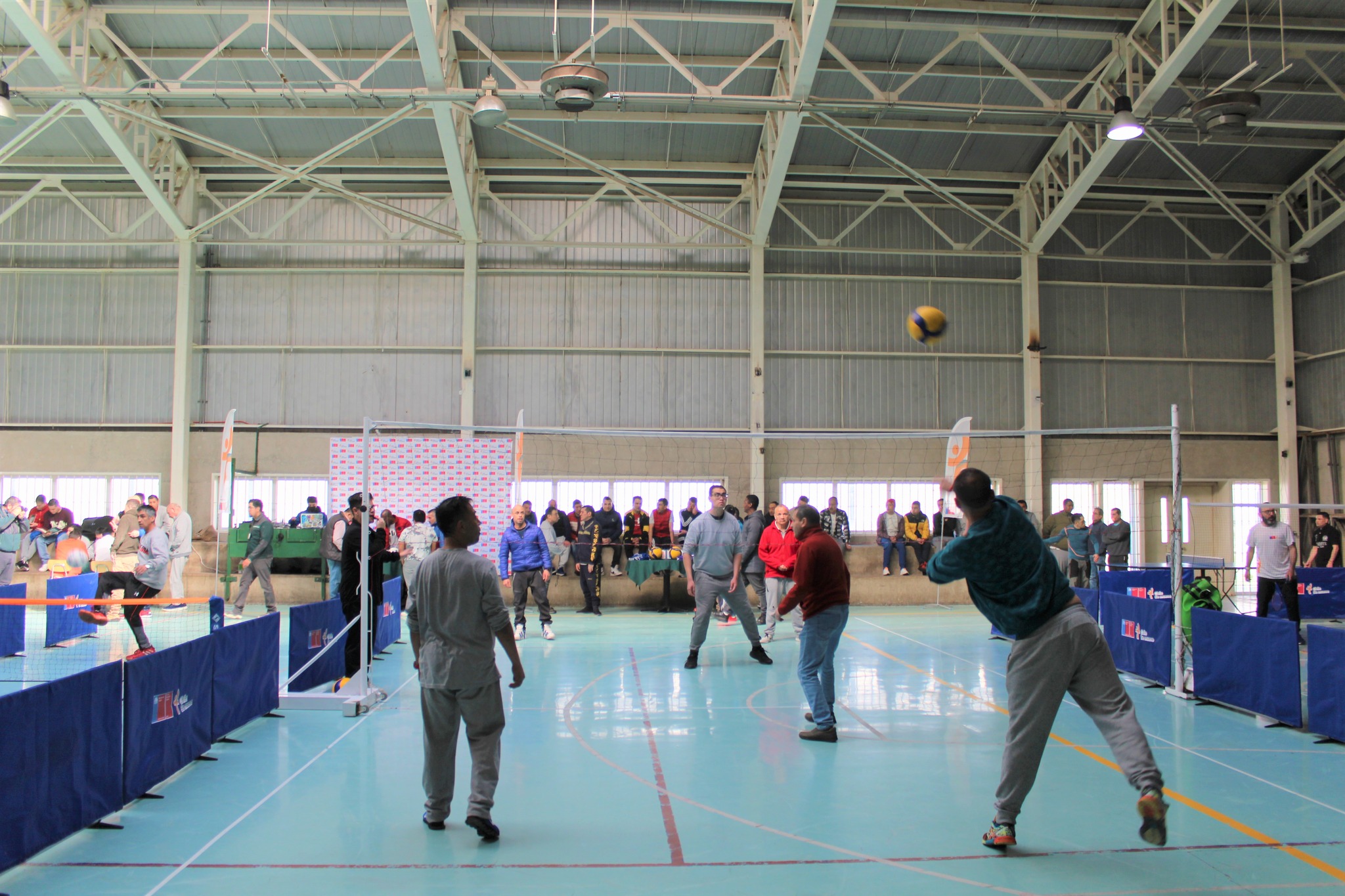 Feria Deportiva realizó Gendarmería, IND y la SEREMI de Justicia en el Centro Penitenciario de Punta Arenas