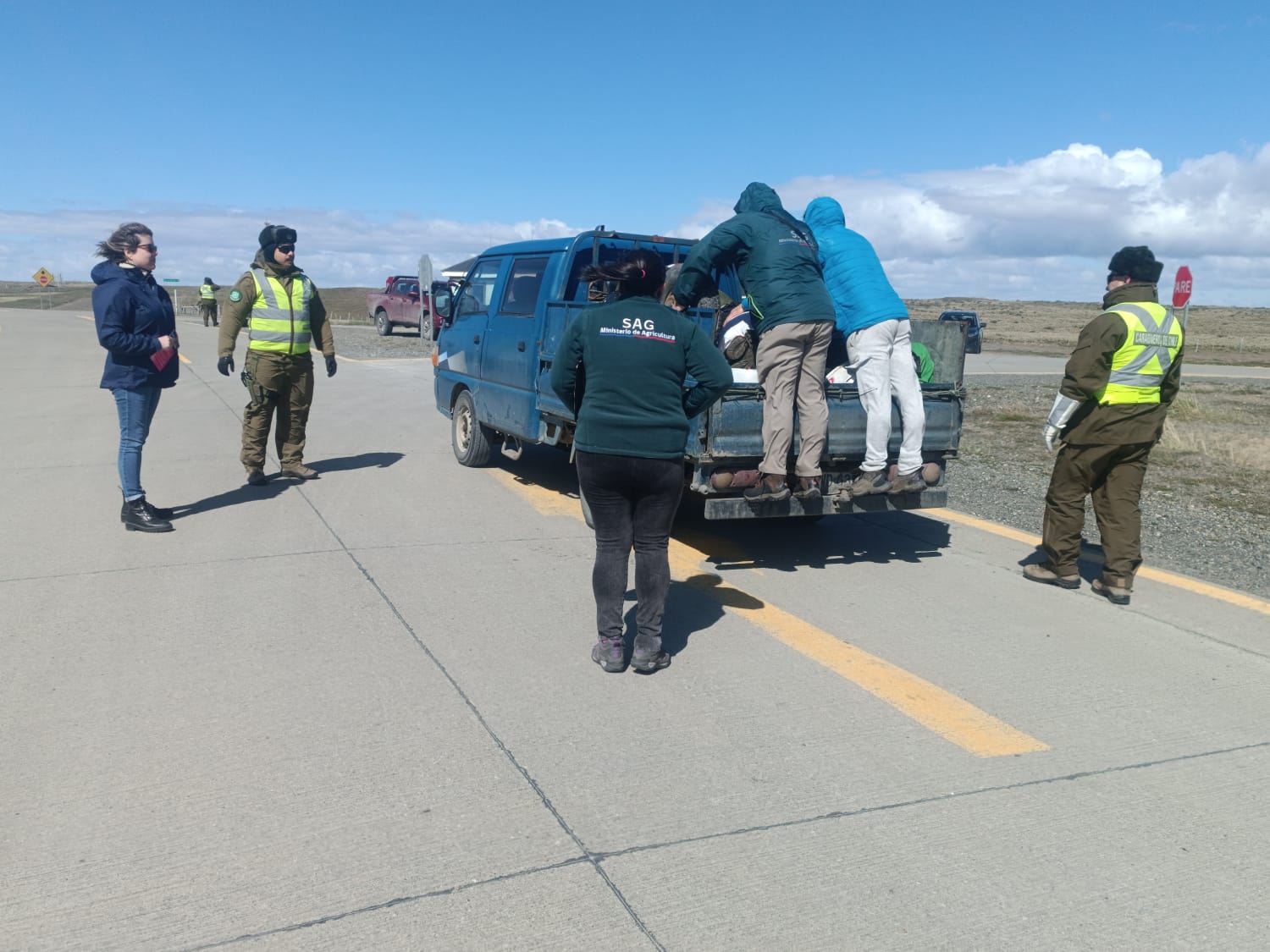 Carabineros y SAG efectúan fiscalizaciones para prevenir el abigeato en Tierra del Fuego