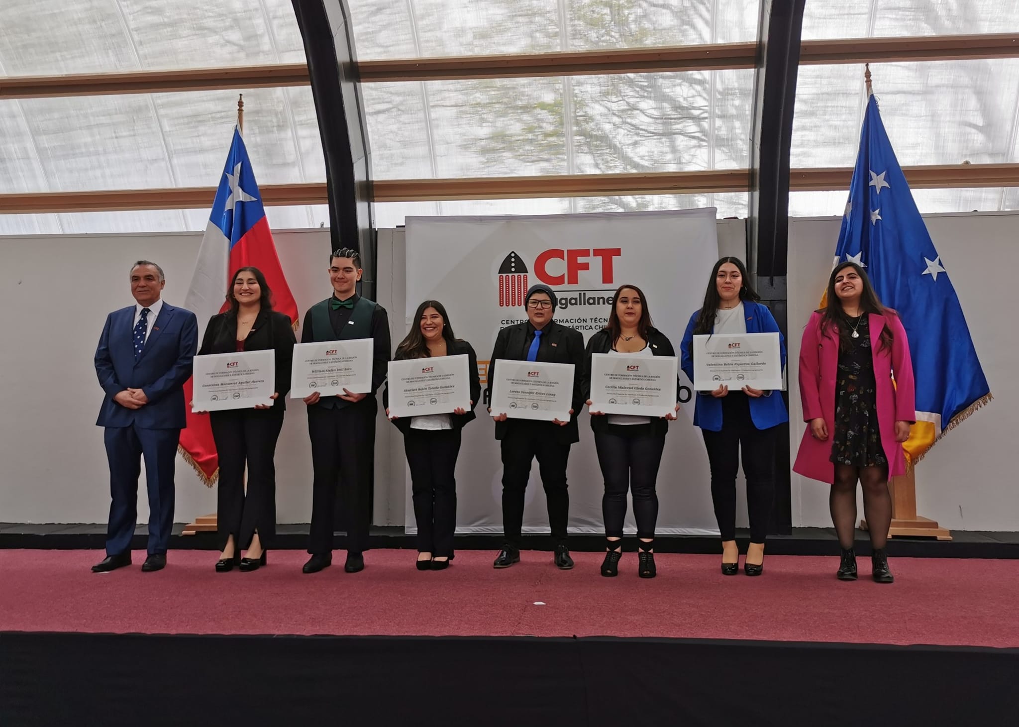 Ceremonia de Titulación de los y las egresadas del CFT Estatal de Magallanes se realizó en Porvenir