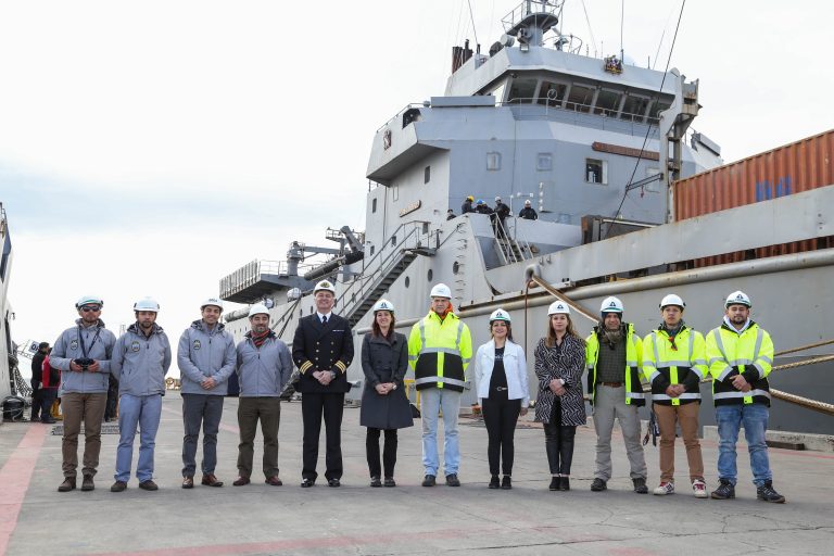 Energía Renovable para un futuro más sostenible en la Antártica | Saesa Innova, AndesVolt, Corfo Magallanes y Armada de Chile realizarán primer proyecto híbrido de energía solar, eólica y almacenamiento de baterías