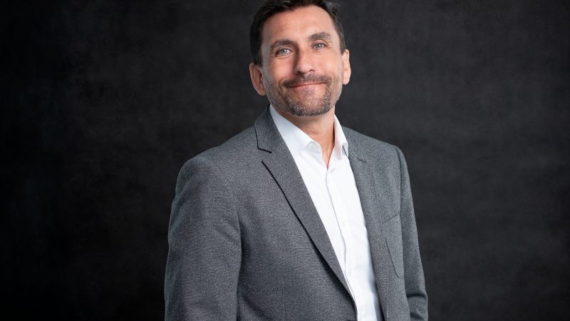 La educación emocional como luz en la oscuridad de la violencia contra la mujer | Arnaldo Canales | Opinión