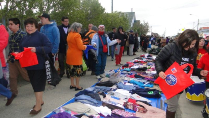 SEREMI de Justicia realiza jornada de «Justicia + Cerca» en la feria de Villa Alfredo Lorca de Punta Arenas este sábado 4 de noviembre