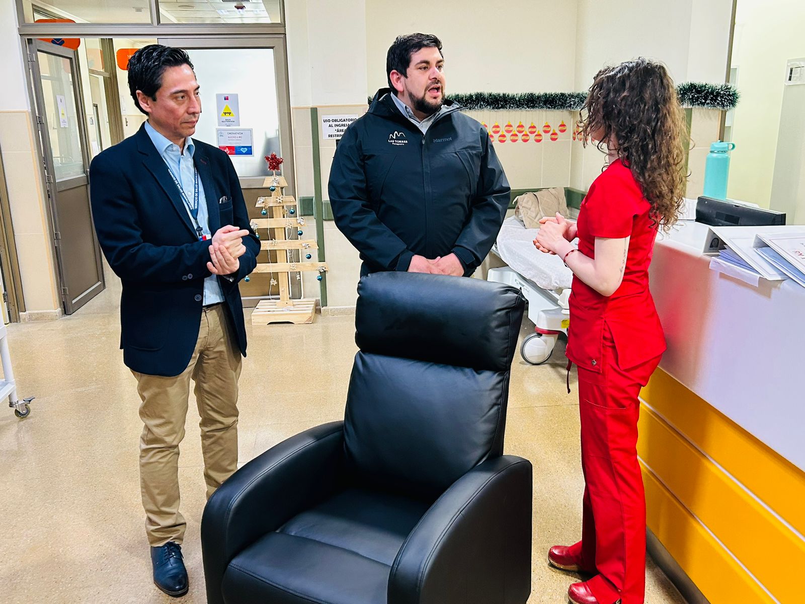 Empresa “Reserva Las Torres Patagonia” realiza donación de berger al Servicio de Ginecología y Obstetricia del Hospital de Puerto Natales