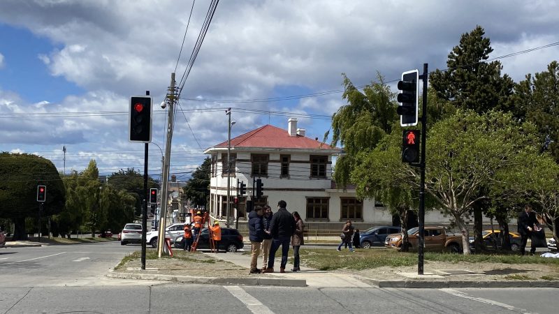 Encendieron semáforos nuevos en 4 intersecciones en Punta Arenas