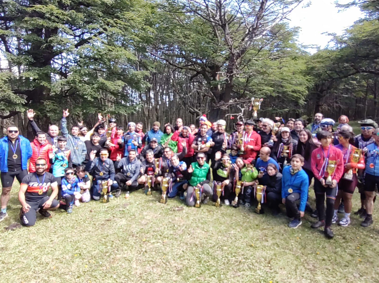 Carrera “Mountain Bike Cross Country XCO Vega Benítez” se realizó en Laguna Sofía de Torres del Paine