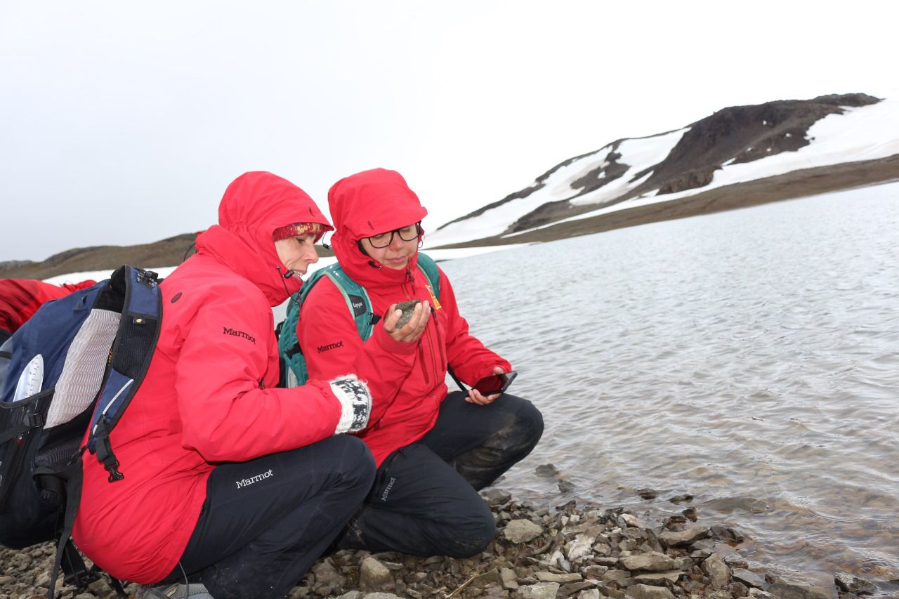 Tamara Contador y Melisa Gañán: Dos investigadoras que “rompen el hielo” para cerrar las brechas de género en la ciencia antártica