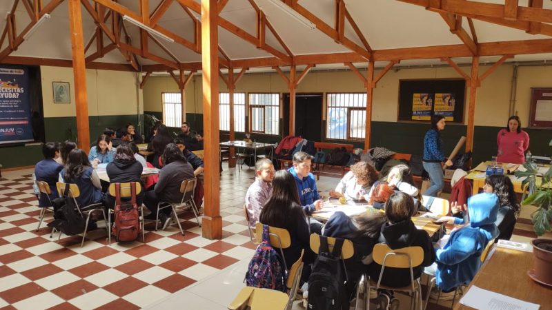 Conversatorio juvenil del programa «Compromiso Joven» del INJUV tuvo amplia participación en Puerto Natales