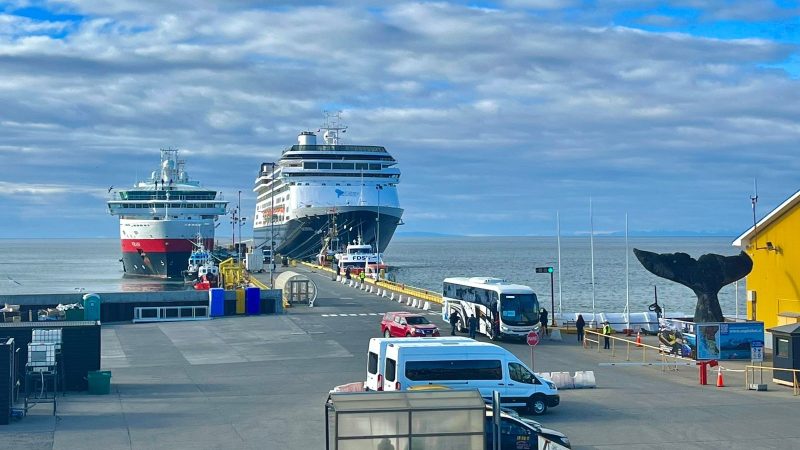 Epaustral atendió simultáneamente a cuatro cruceros en sus terminales