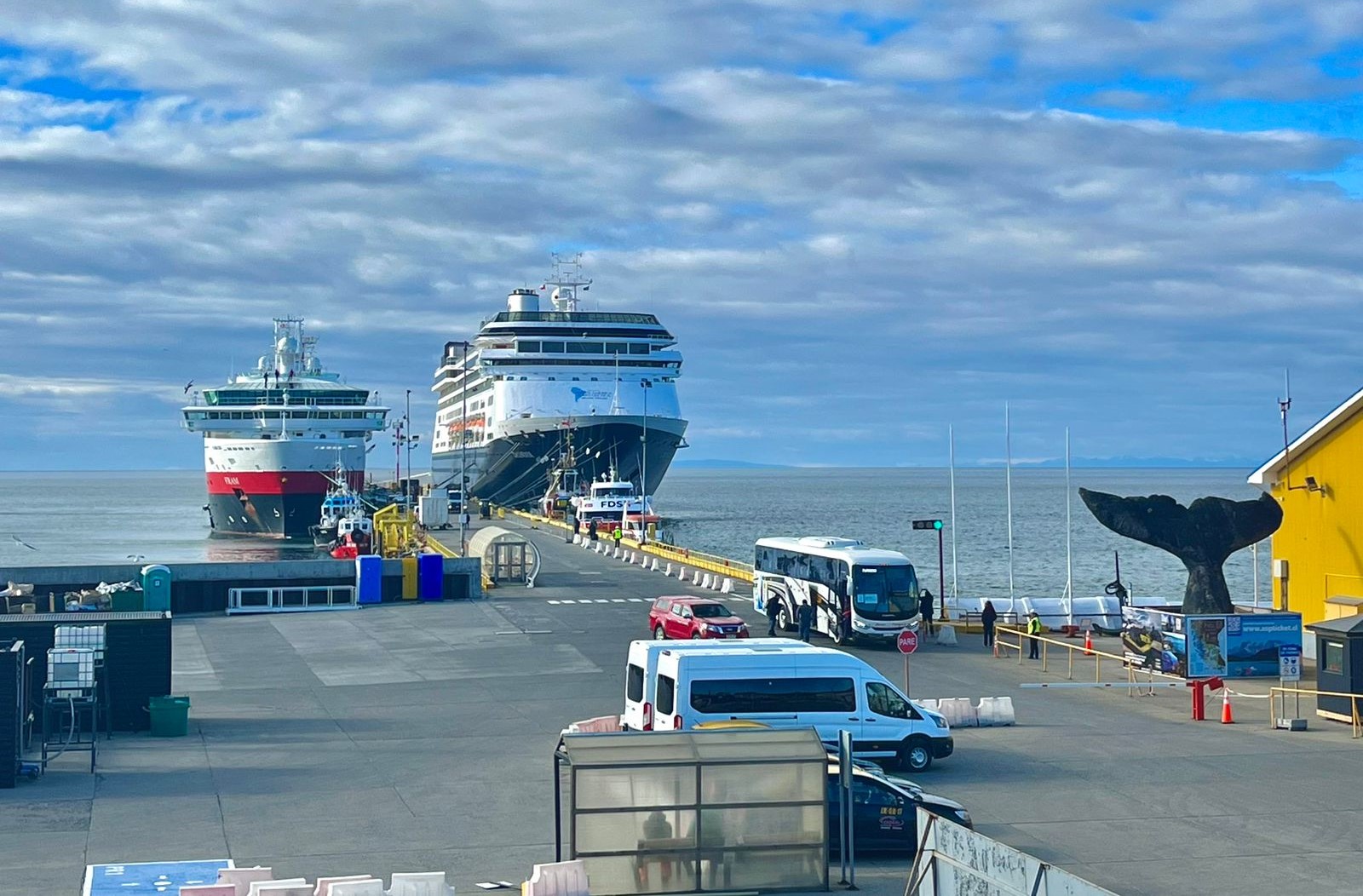 Epaustral atendió simultáneamente a cuatro cruceros en sus terminales