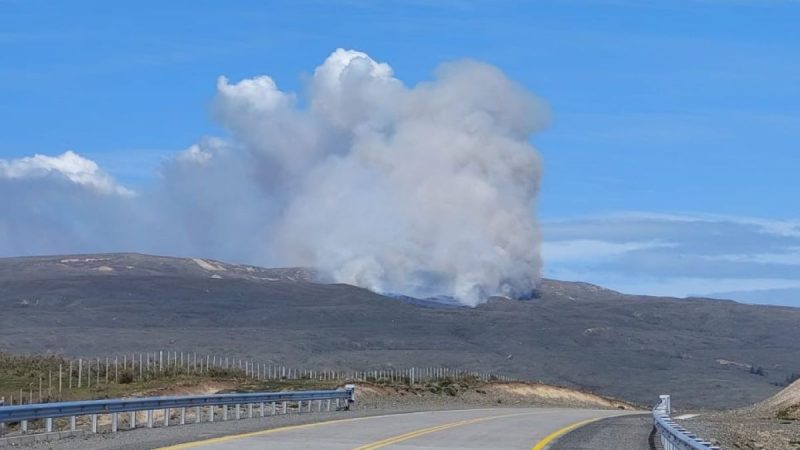 Se declara Alerta Amarilla por incendio en sector de estancia Las Mercedes en Tierra del Fuego | El predio es de propiedad del Ejército