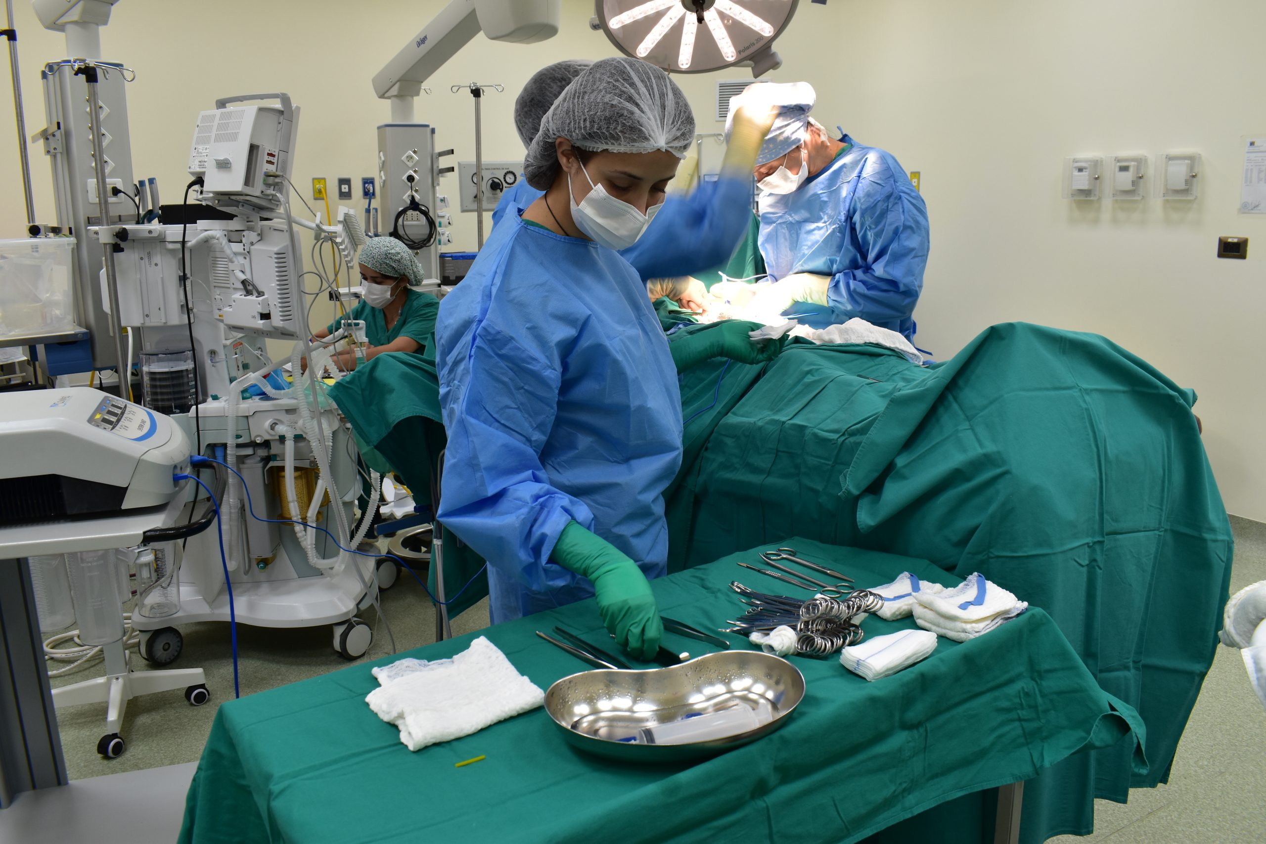Hospital de Puerto Natales otorgó resolución quirúrgica a 9 pacientes de Puerto Williams