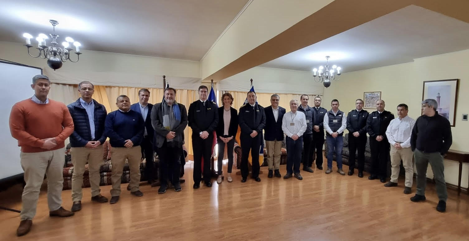 Gremios Marítimos locales se reunieron en Punta Arenas con la Autoridad Marítima Nacional.