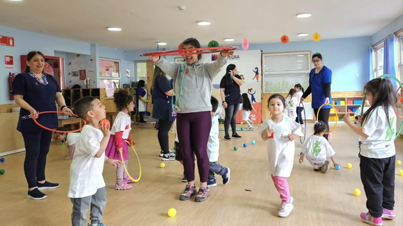 SEREMI de Deportes y nuevo Director del IND visitan programa Crecer en Movimiento en Punta Arenas