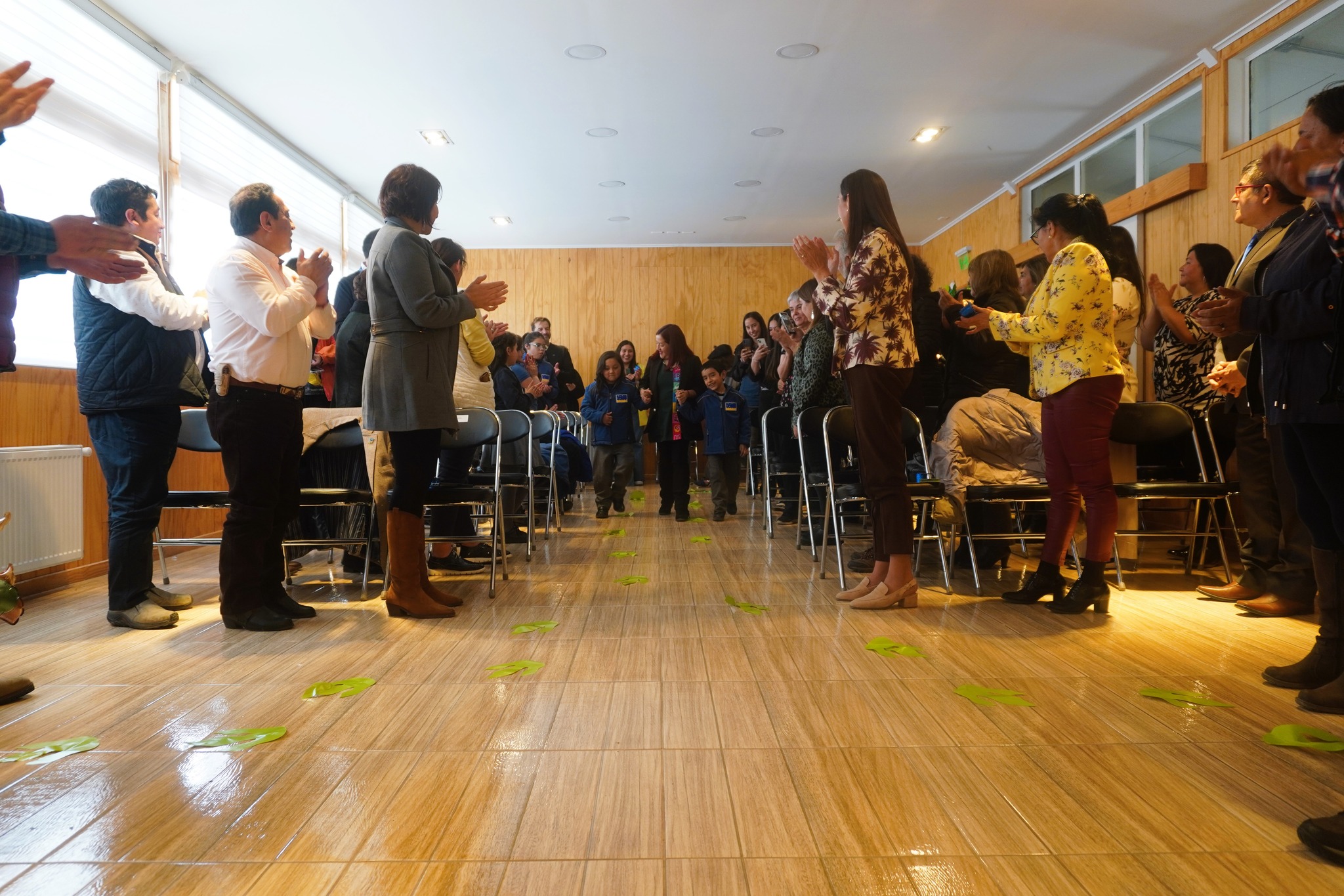 Emotiva licenciatura de Kinder se realizó en la Escuela Ramón Serrano de Torres del Paine