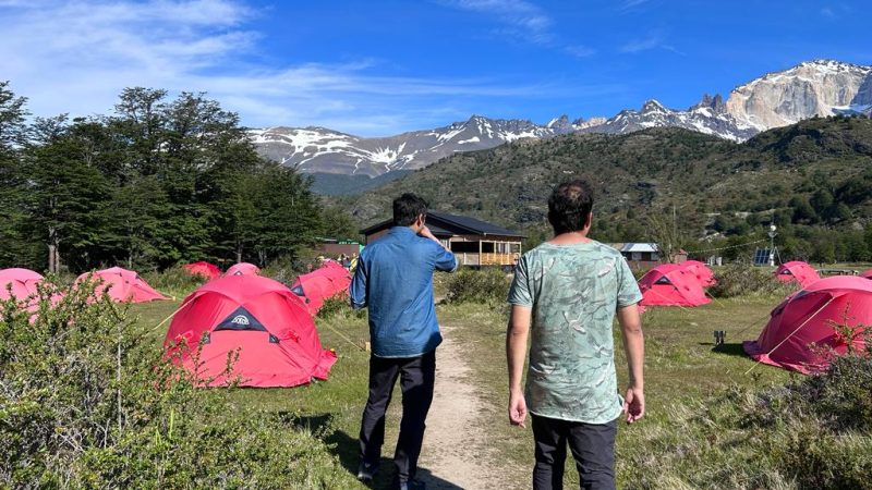 Equipo de Salud de Ultima Esperanza realiza inspecciones sanitarias en camping dentro del parque Torres del Paine