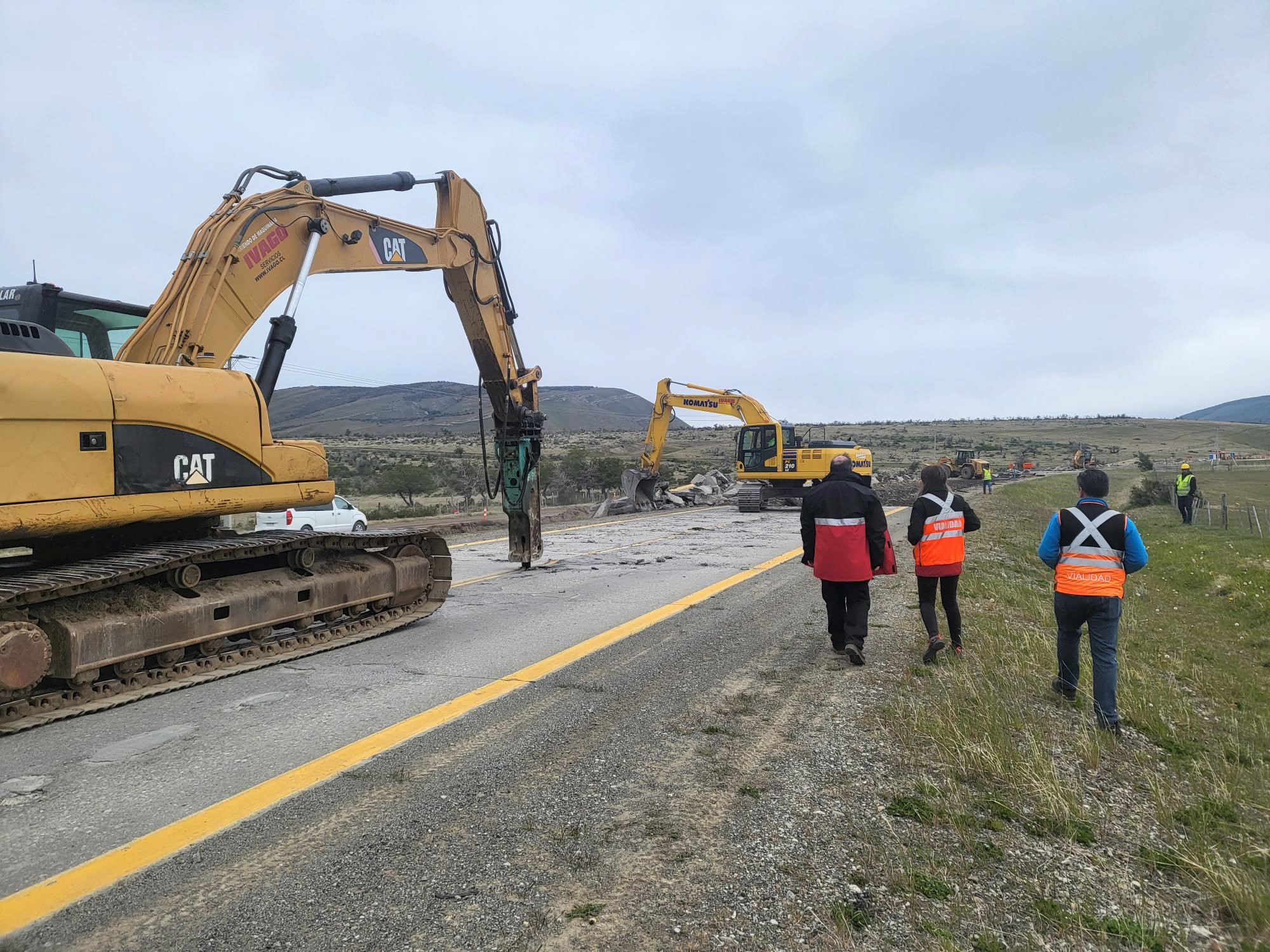 Directora Regional de Vialidad visita contratos que se encuentran en ejecución en Ultima Esperanza