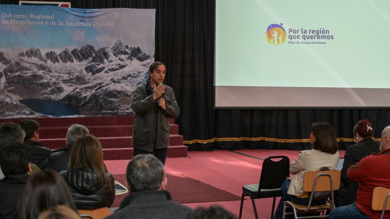 En Punta Arenas se realizó encuentro participativo en el marco de la Política Nacional de Zonas Extremas