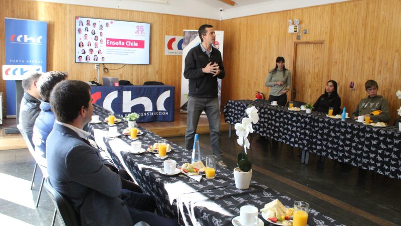 Enseña Chile expuso un balance del trabajo realizado en Magallanes