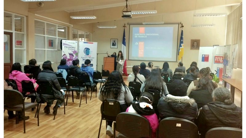 Concurrida actividad “Apoya Mujer Migrante” realiza el Servicio Nacional de Migraciones en Punta Arenas