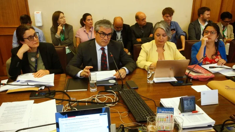 Este martes se vota en la Cámara de Diputados el reajuste del Sector Público para 2024