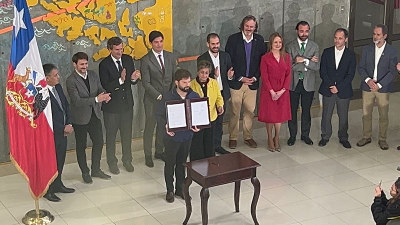 H2V Magallanes AG firma protocolo de cooperación con el Gobierno para impulsar industria del Hidrógeno Verde en Magallanes