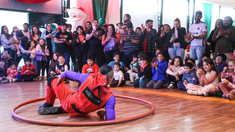 300 niños y niñas celebraron la magia de la Navidad en la comuna de Río Verde
