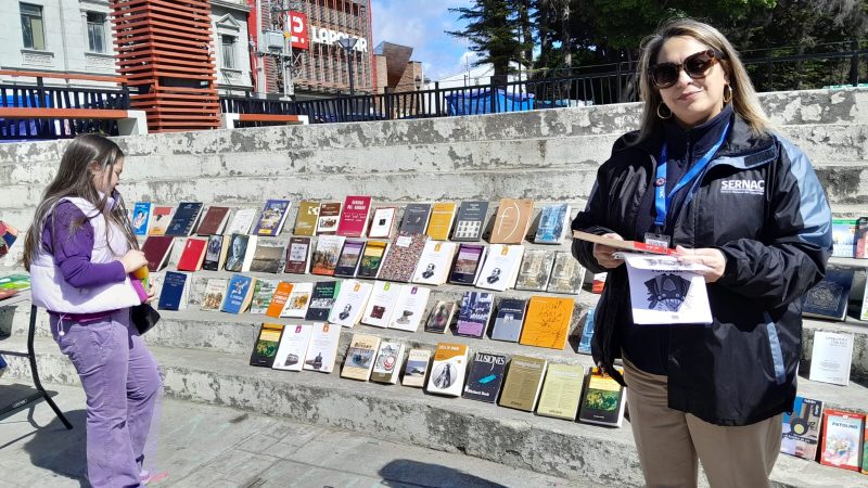 Positiva acogida tuvo actividad «Navidad entre libros» organizada por el Serpat