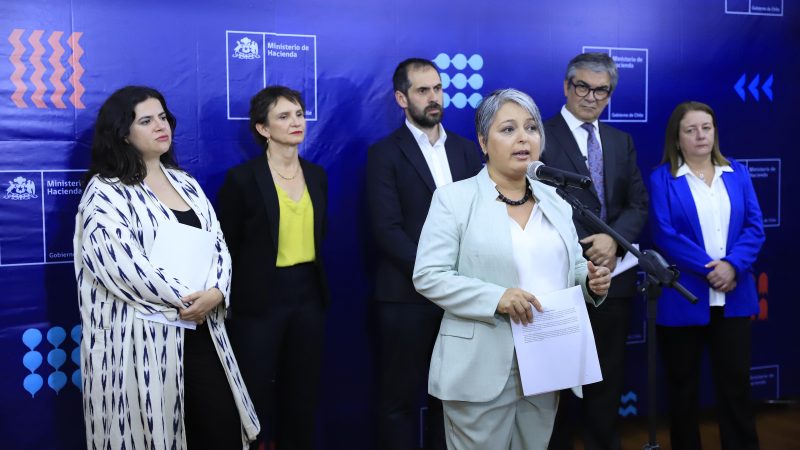 Gobierno presenta indicaciones a reforma previsional y destina tres puntos del 6% de nueva cotización a Seguro Social