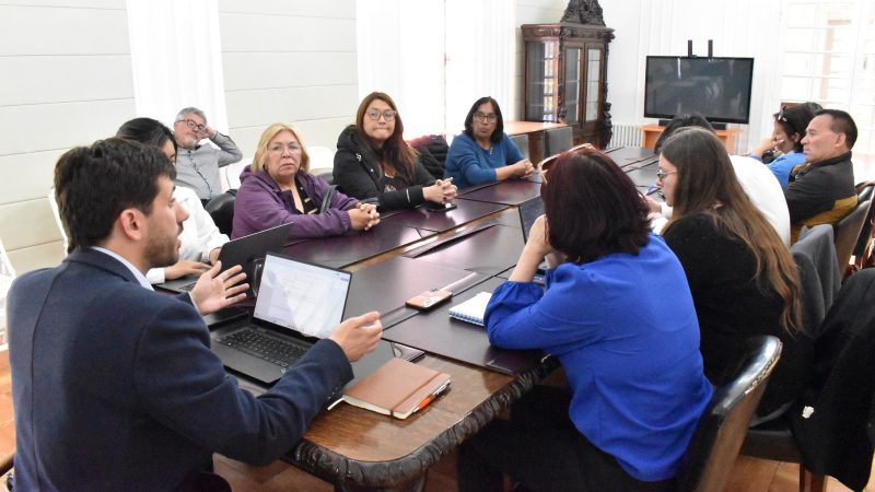 Gobierno regional y pescadores artesanales de tres sindicatos acordaron algunos compromisos para fortalecer el sector en Magallanes