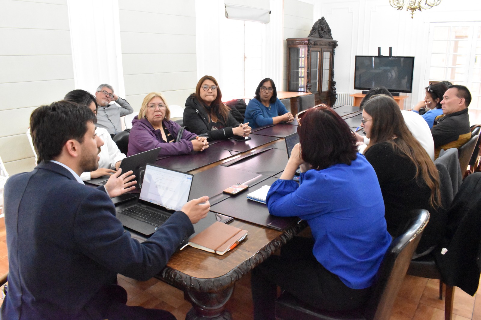 Gobierno regional y pescadores artesanales de tres sindicatos acordaron algunos compromisos para fortalecer el sector en Magallanes
